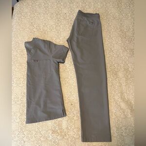 SOLD🥰 Small gray figs set